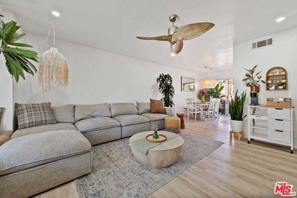 MLS #25568793 image #0