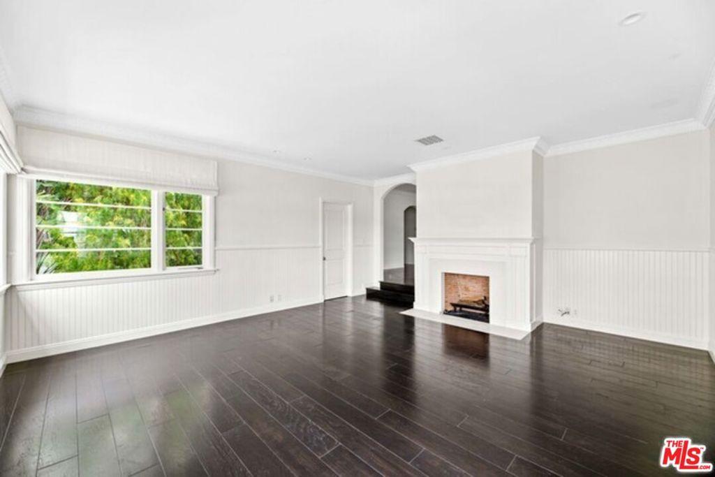 MLS #25571605 image #0