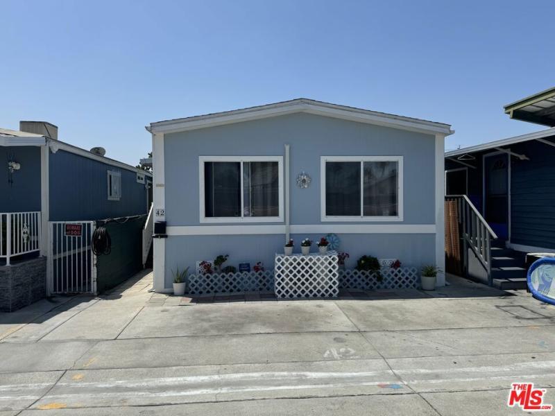 1680 S Tartar LN #42 Compton CA 90221 | MLS #25573639 41 MLS #25573639 image #0