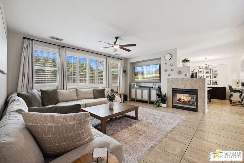 MLS #25574917PS image #0