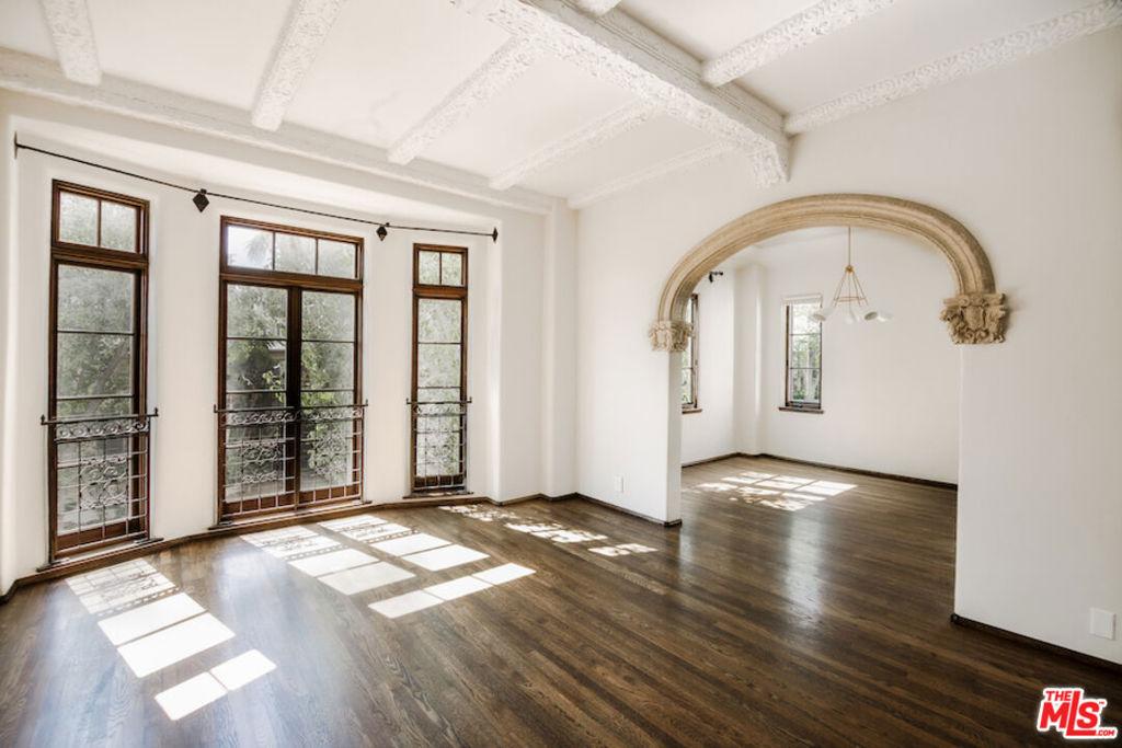 MLS #25575415 image #0