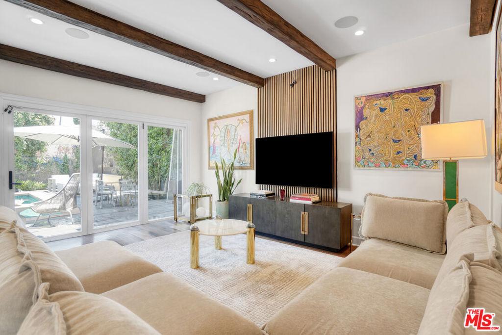 MLS #25575775 image #0