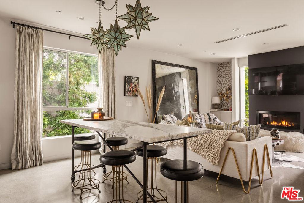 MLS #25576017 image #0