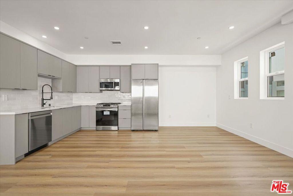 MLS #25576797 image #0