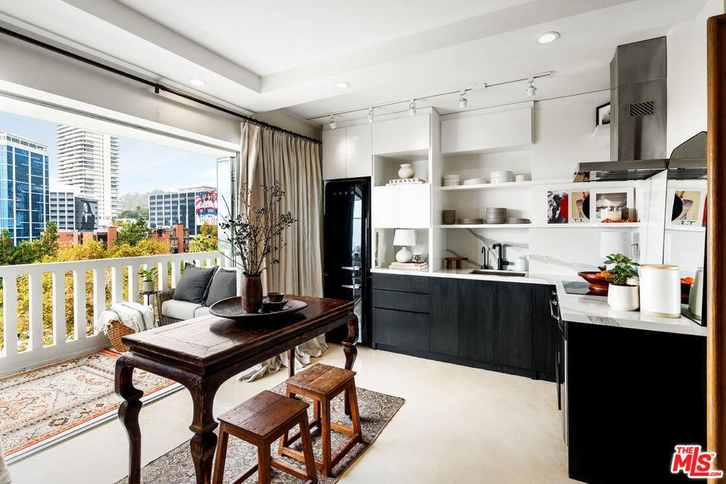 MLS #25576935 image #0