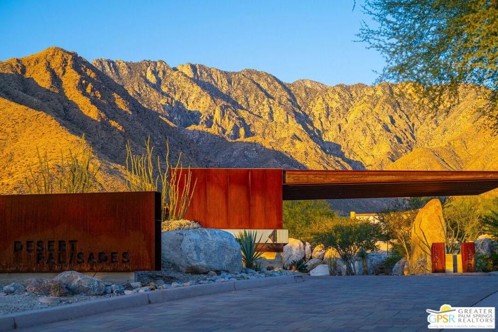 MLS #25579027PS image #0