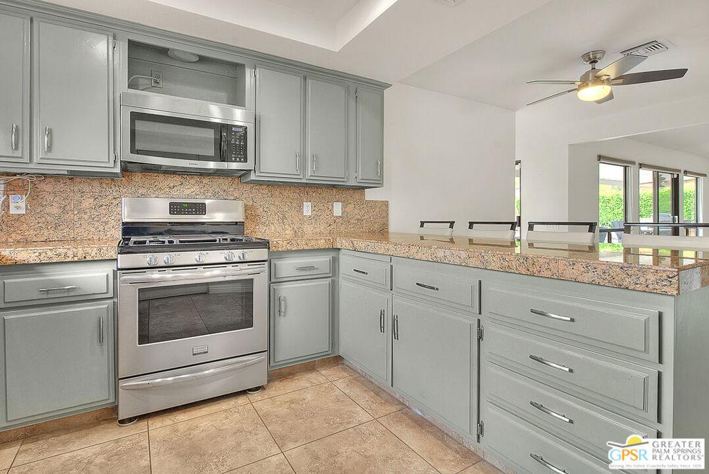 MLS #25579593PS image #0