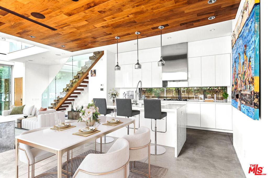 MLS #25581683 image #0