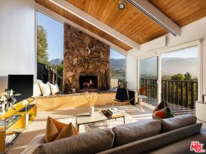 MLS #25582057 image #0