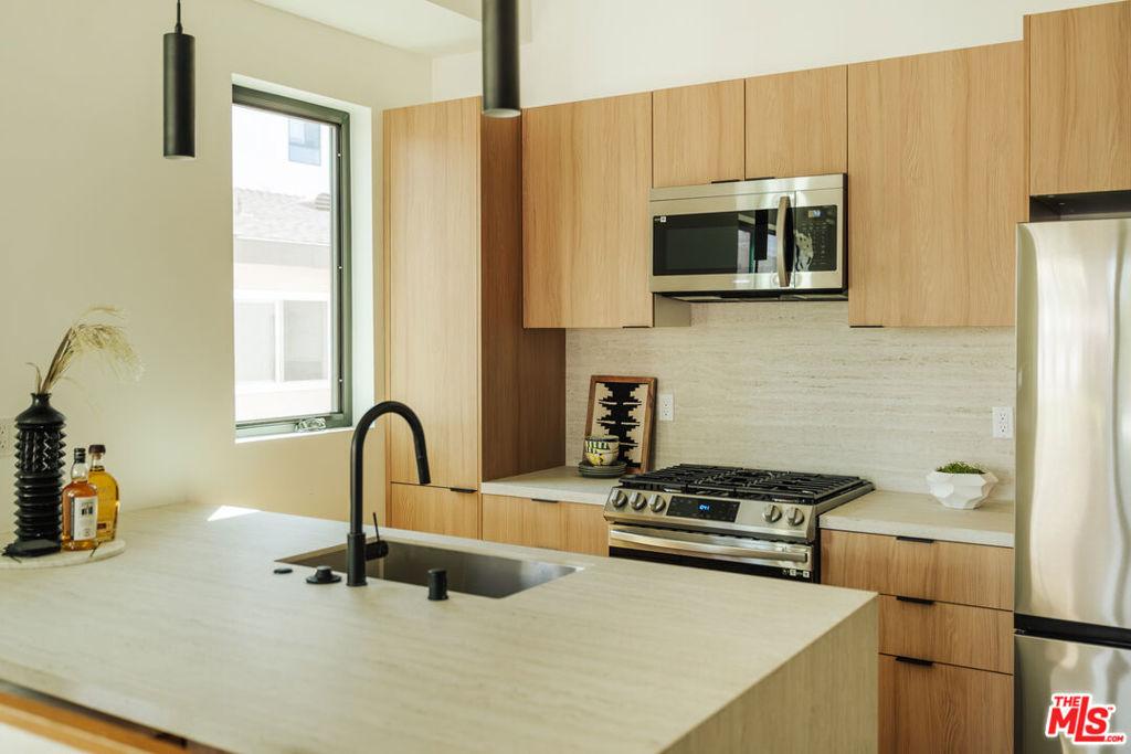 MLS #25582131 image #0