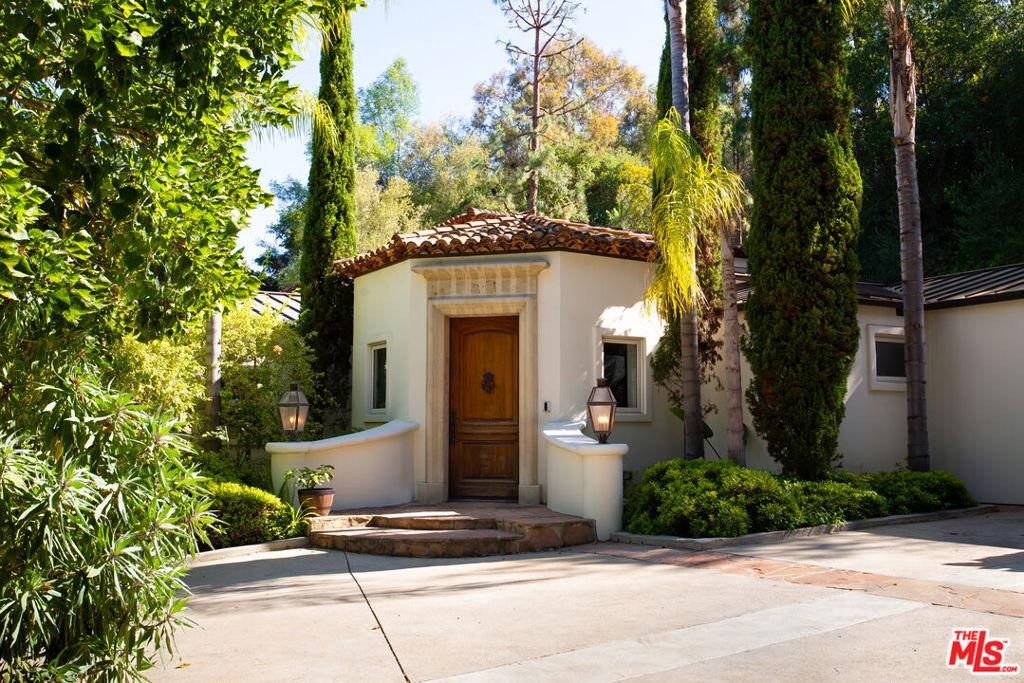 MLS #25582787 image #0