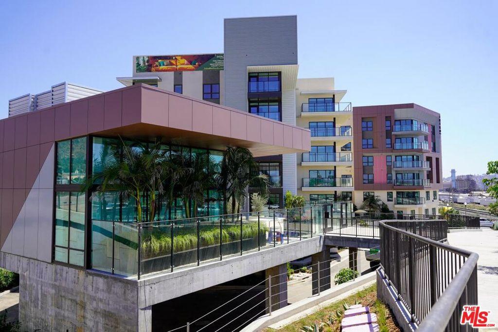 MLS #25585685 image #0