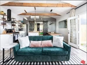 MLS #25586641 image #0