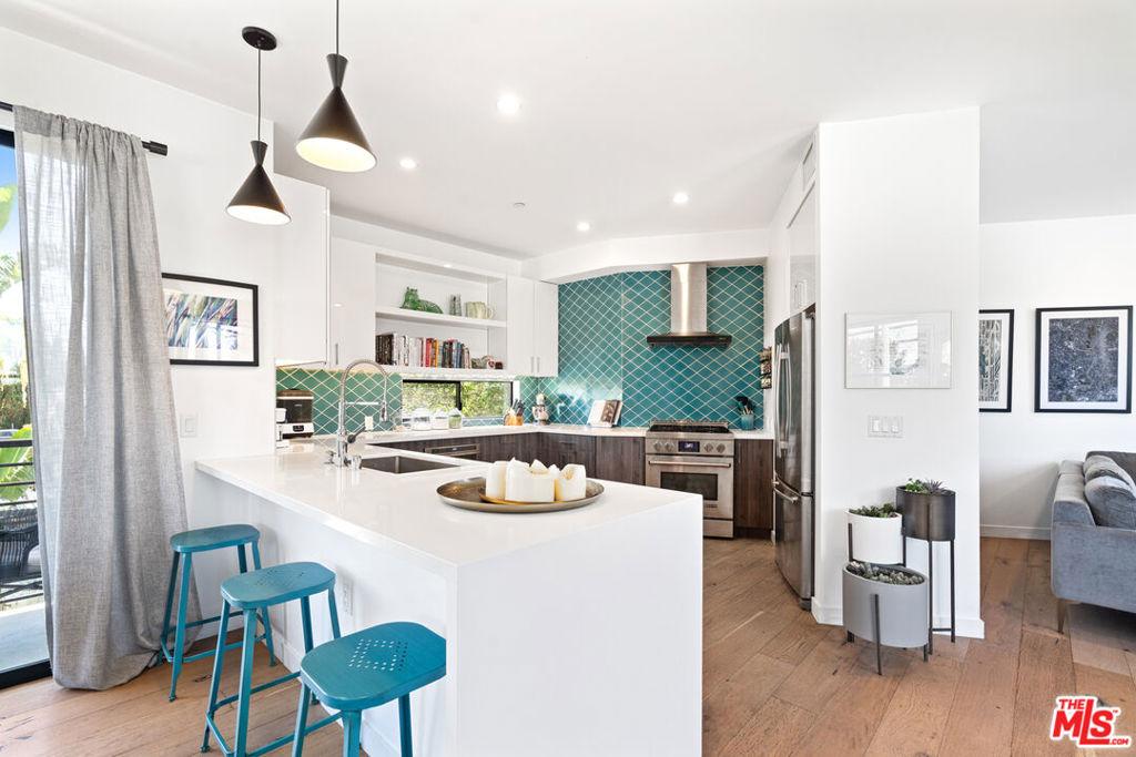 MLS #25587445 image #0