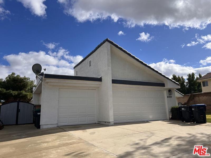 MLS #25590987 image #0