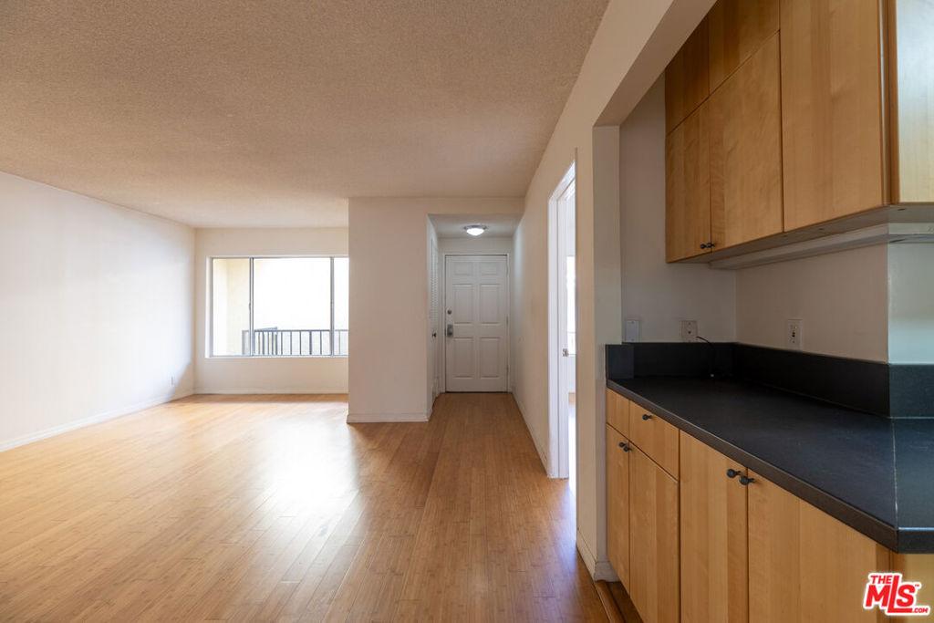 MLS #25594057 image #0