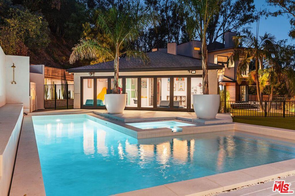 MLS #25594459 image #0