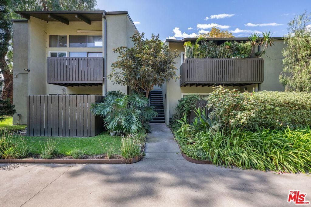 MLS #25594885 image #0