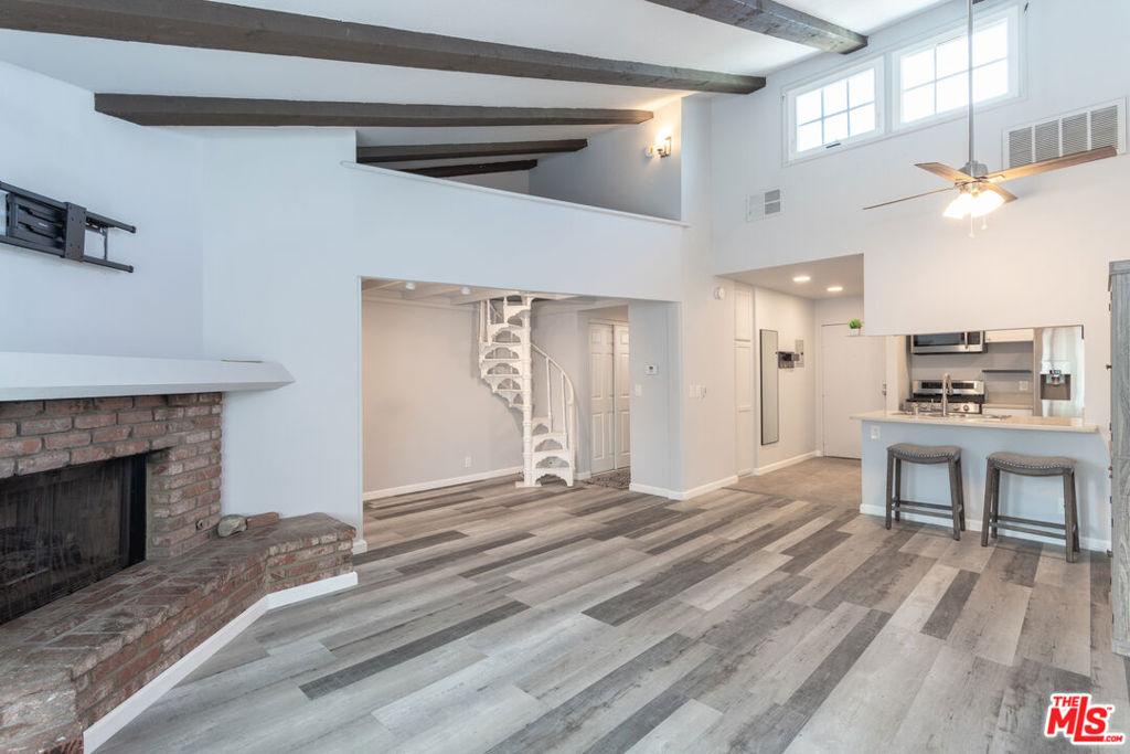 MLS #25595587 image #0