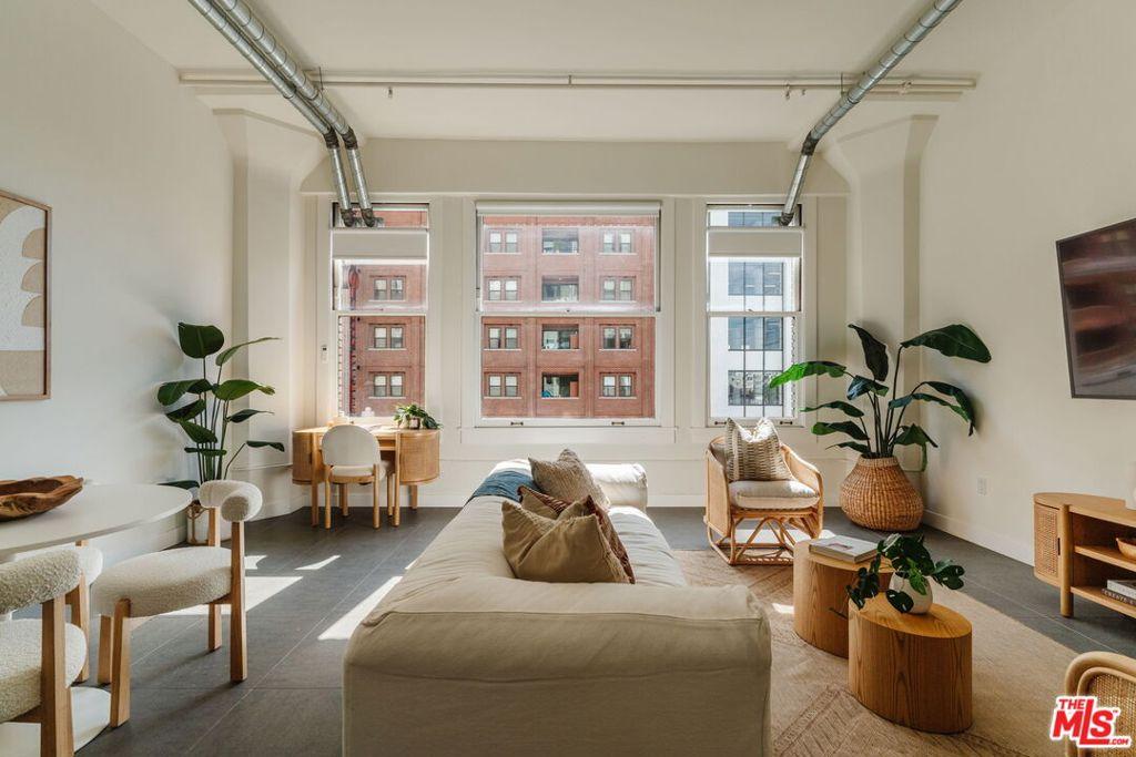 MLS #25596993 image #0