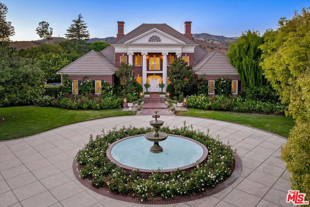 MLS #25597467 image #0