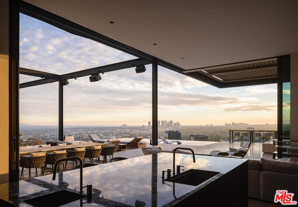 MLS #25597515 image #0