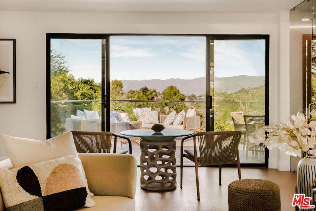 MLS #25599569 image #0