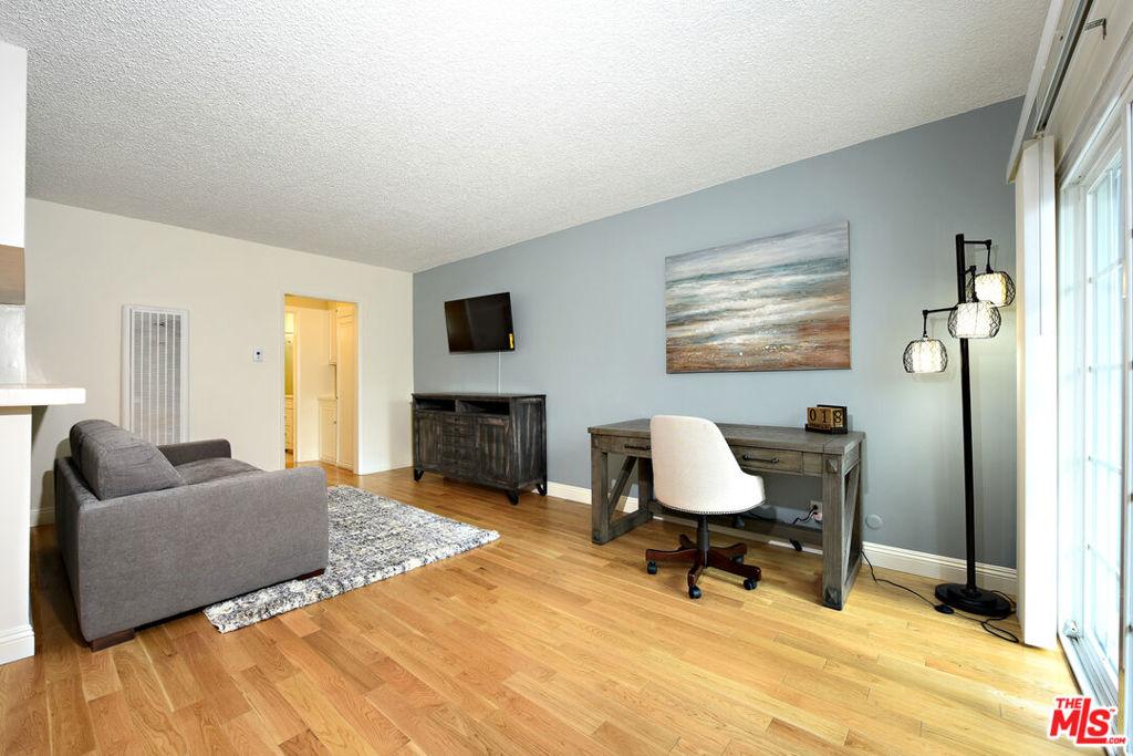 MLS #25599743 image #0