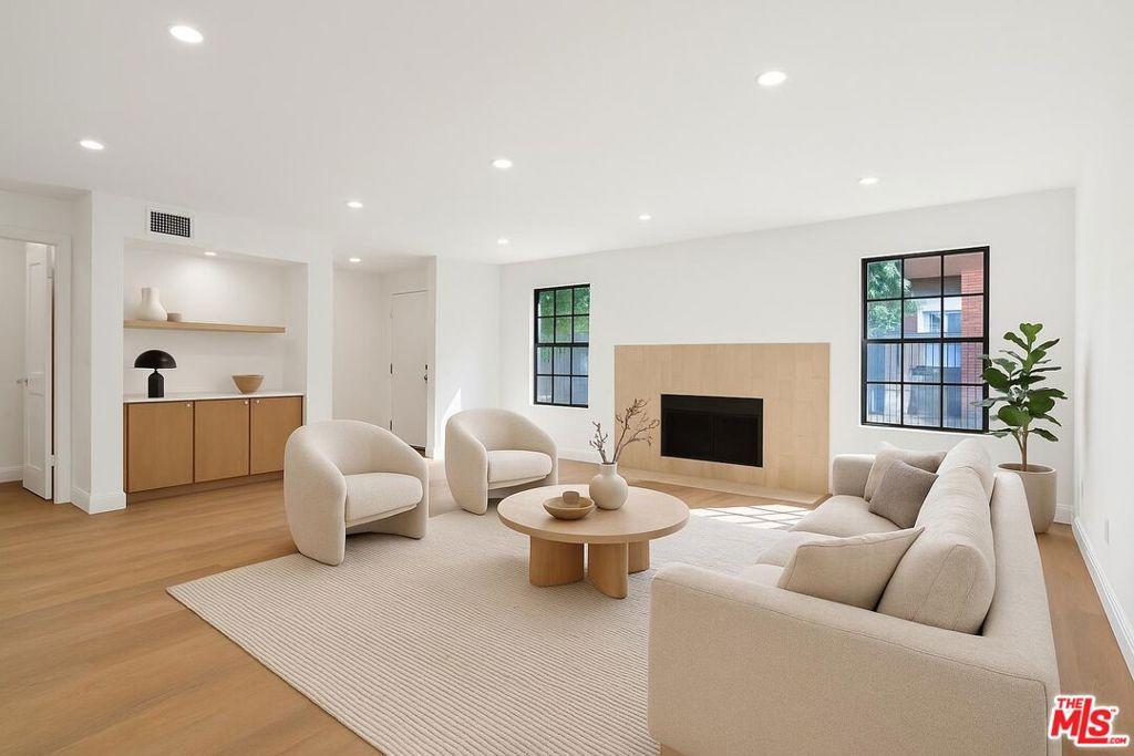 MLS #25599811 image #0