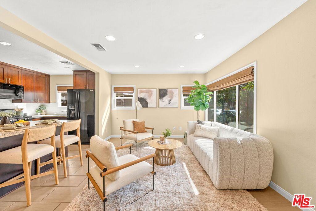 MLS #25600851 image #0