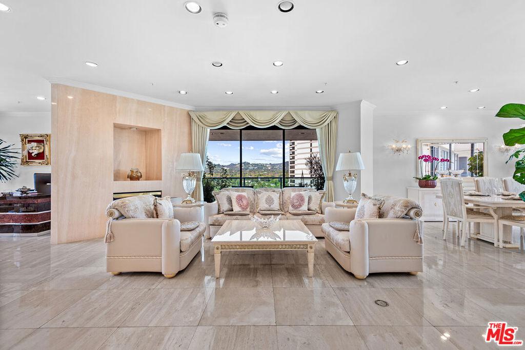 MLS #25601333 image #0