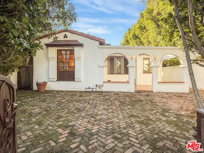 MLS #25602351 image #0