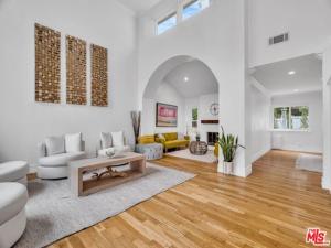 MLS #25602961 image #0