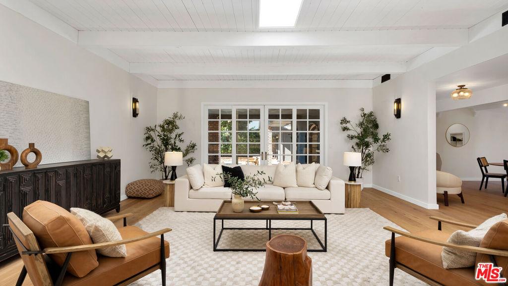 MLS #25604603 image #0