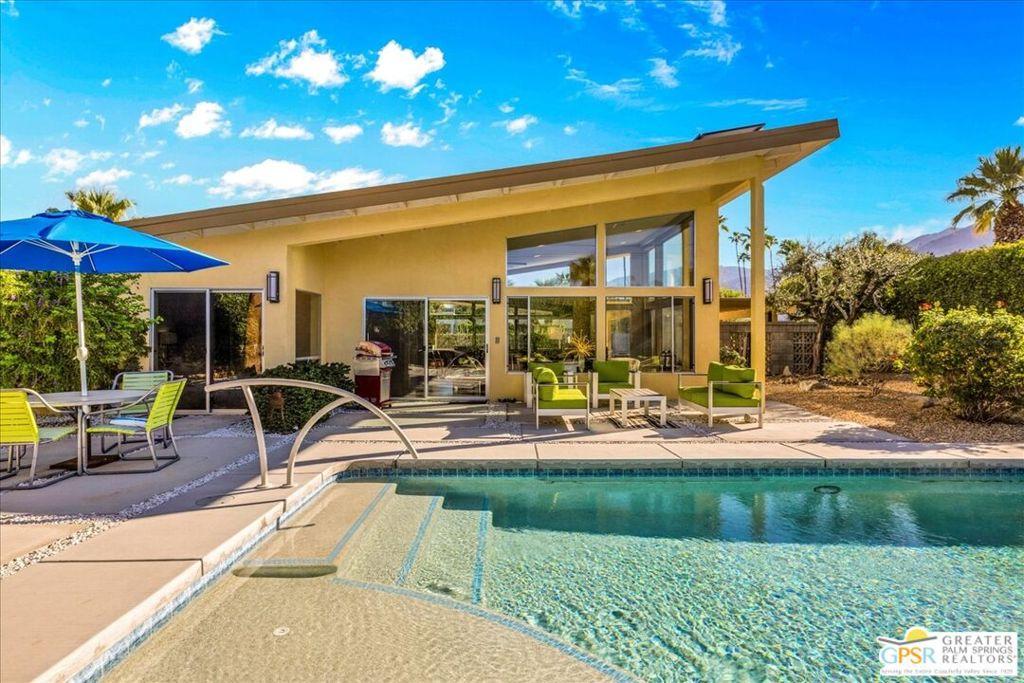 MLS #25604869PS image #0