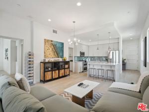 Garfield PL #203 Los Angeles CA 90028 MLS #25604901 45 MLS #25604901 image #0