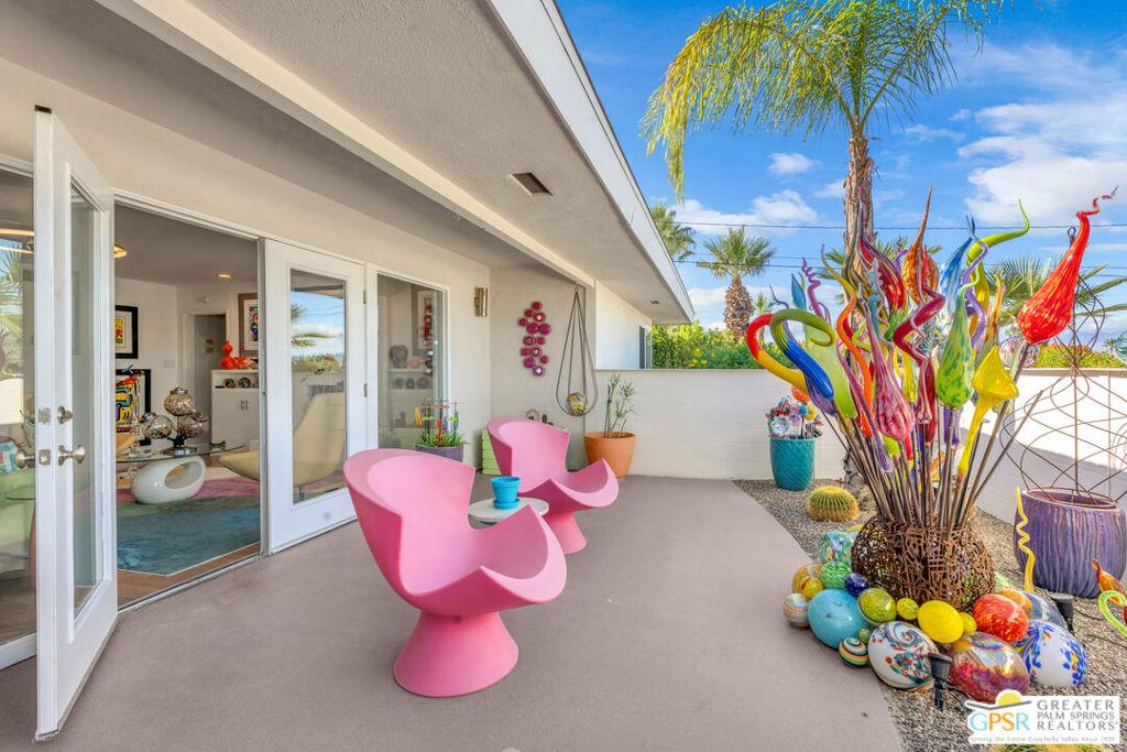 MLS #25607465PS image #0