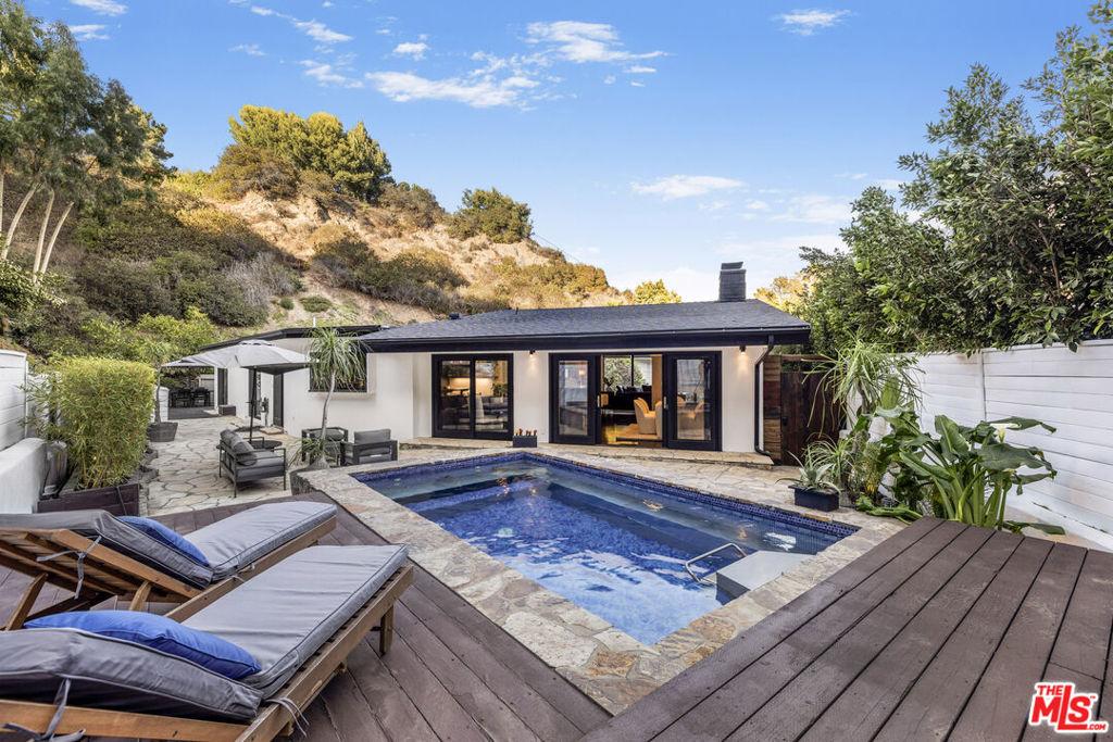 MLS #25607507 image #0