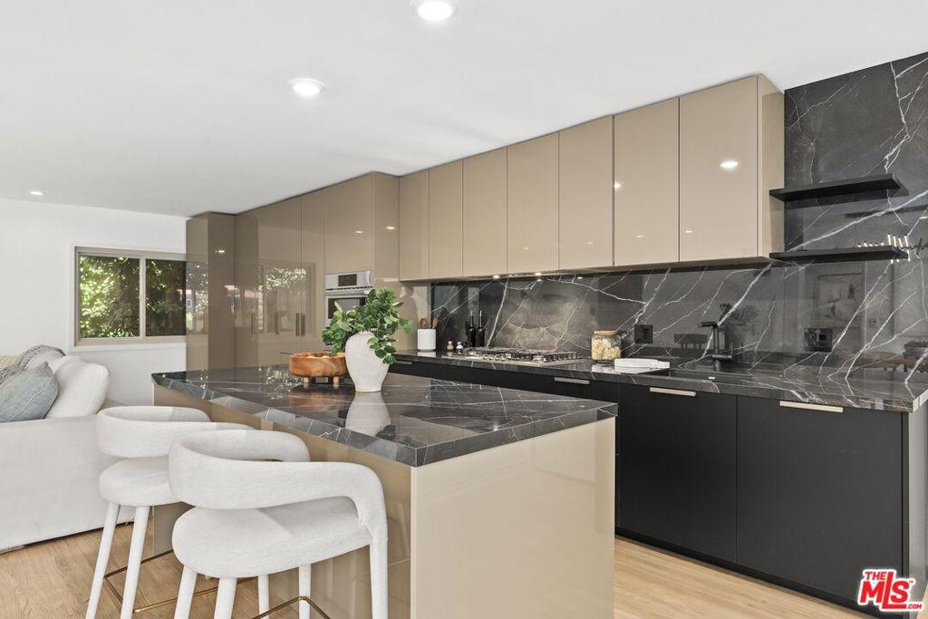 MLS #25608051 image #0