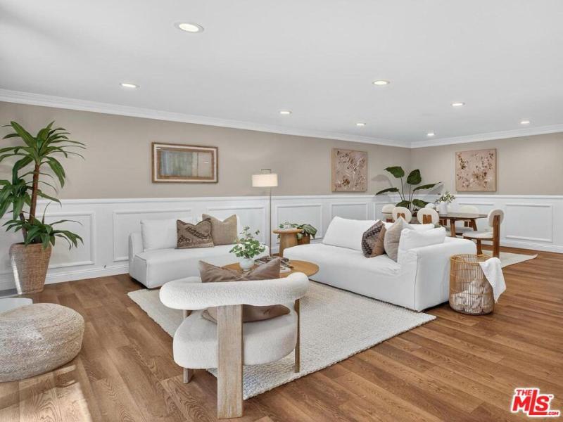 MLS #25608563 image #0