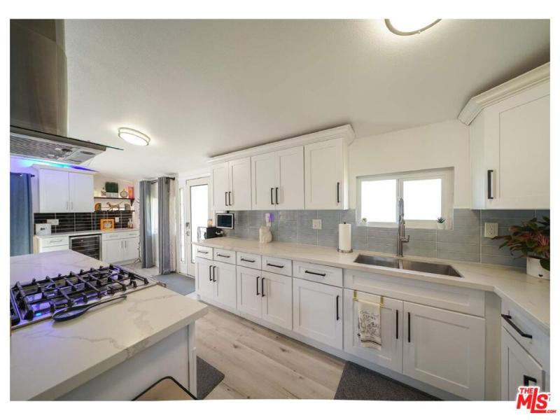 MLS #25608741 image #0