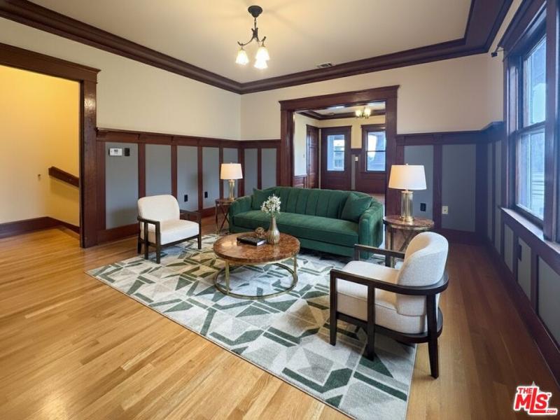 MLS #25608809 image #0