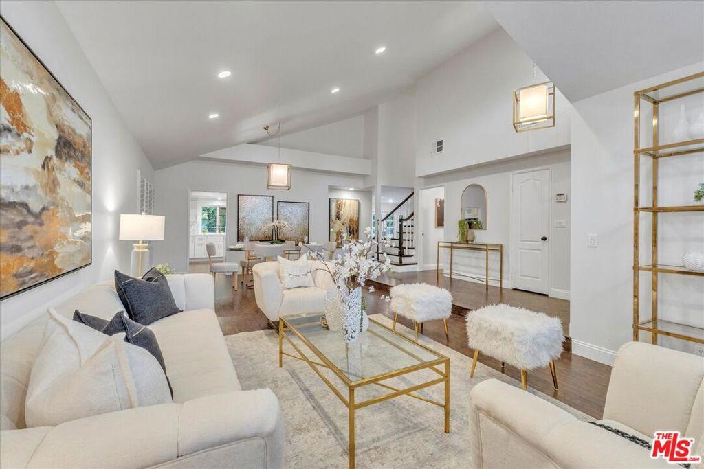 MLS #25608995 image #0