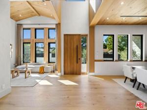 MLS #25609015 image #0