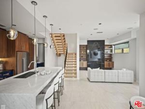 MLS #25609561 image #0