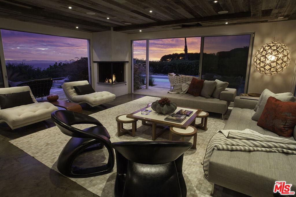 MLS #25609859 image #0