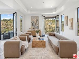 MLS #25609915 image #0