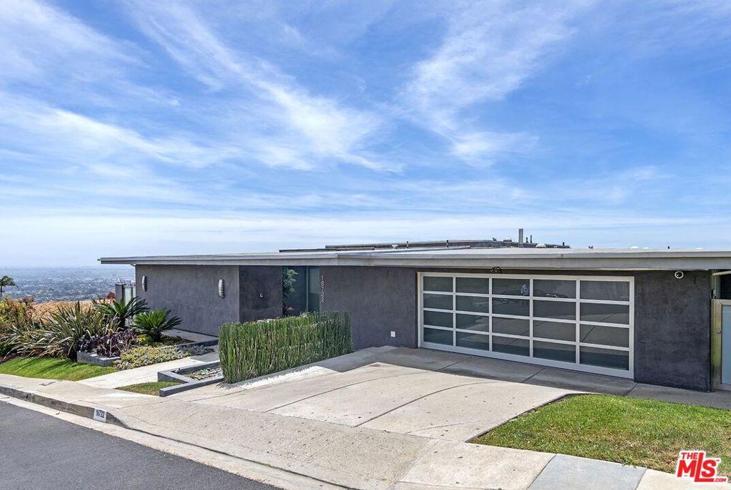 MLS #25610061 image #0