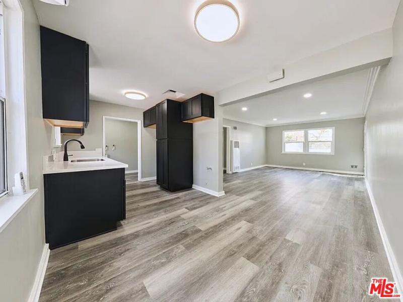 MLS #25610385 image #0