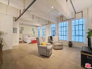 MLS #25610501 image #0